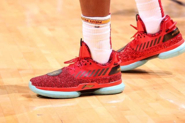 杨鸣：中国篮球的门面目前还得看女篮